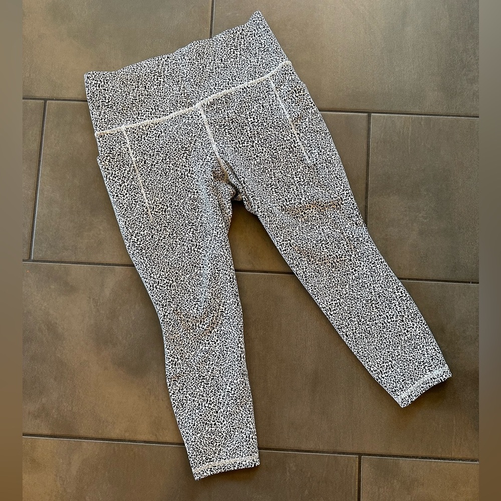 Athleta Textured Salutation Stash II